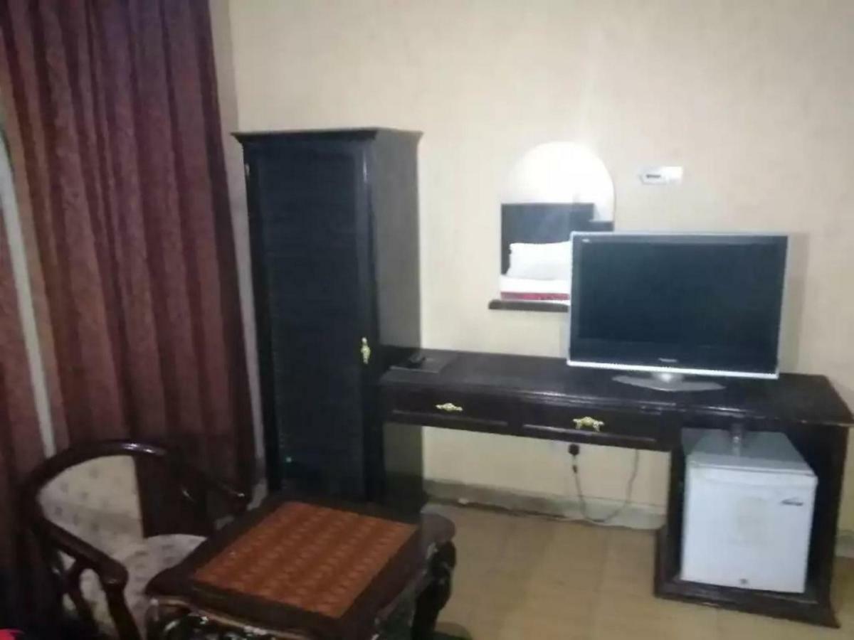 فندق العروبة Riade Exterior foto