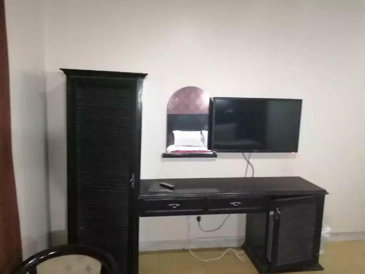 فندق العروبة Riade Exterior foto